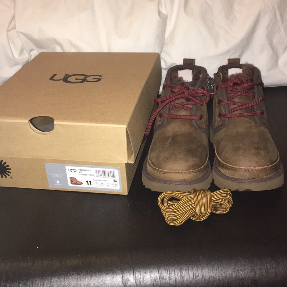 Kids UGGS T Neumel II WP Treadlite, 11, Brand New!